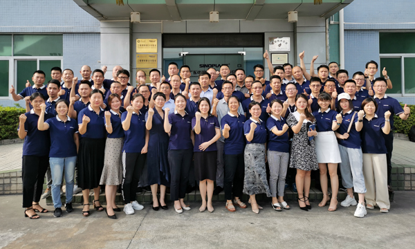 同成长，共拼搏――Z6官网年中业务会成功召开